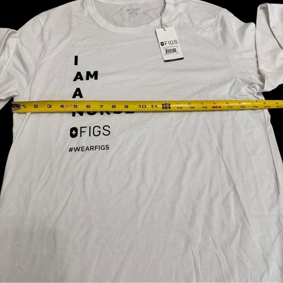 Figs White Long Sleeve Underscrub T- Shirt SZ Medium Super Soft Nurse NWT - Picture 8 of 10
